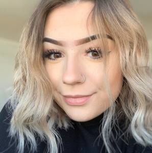 Meet your Posher, Gabrielle